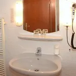 Otel Zur Krone Garni 3*