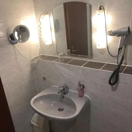 Szálloda Zur Krone Garni 3*