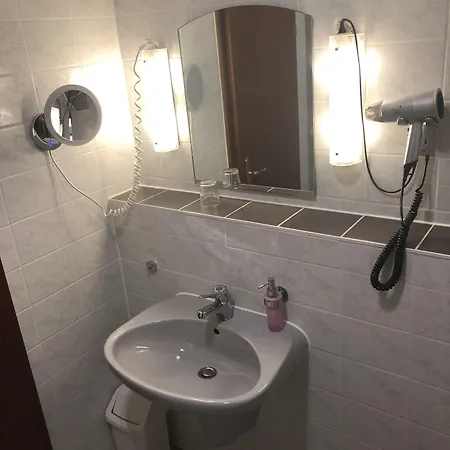 Hotel Zur Krone Garni Leidersbach