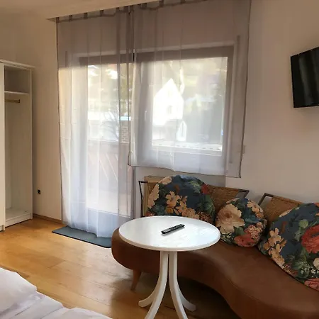 Hotel Zur Krone 3*