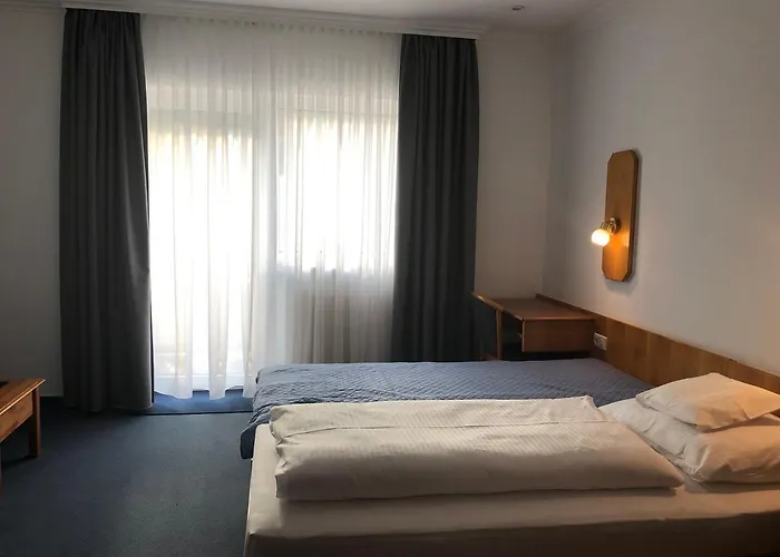 Otel Zur Krone Garni Leidersbach